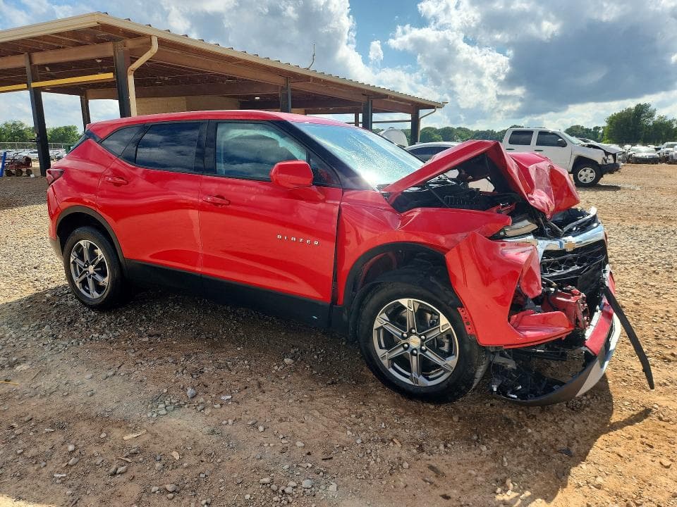 2023 CHEVROLET BLAZER 2LT 4