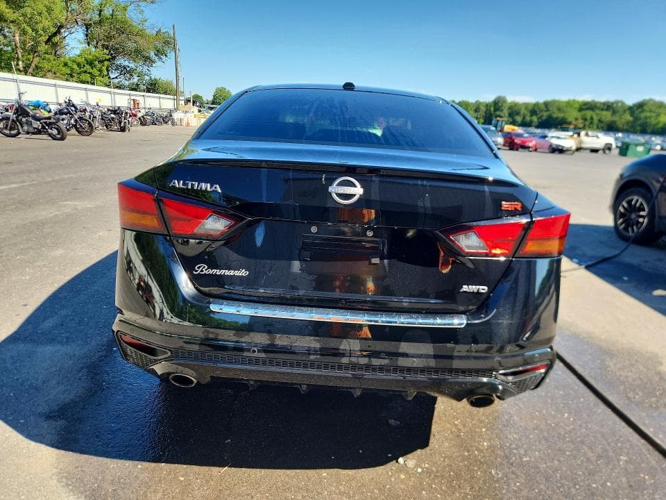 2023 NISSAN ALTIMA SR 6