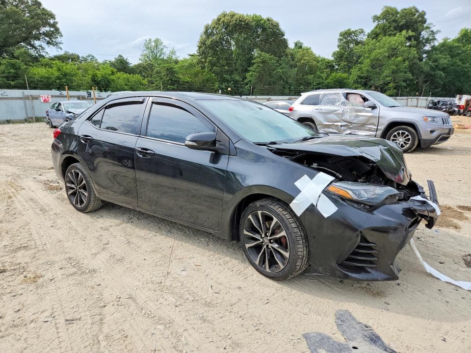 2019 TOYOTA COROLLA SE 4
