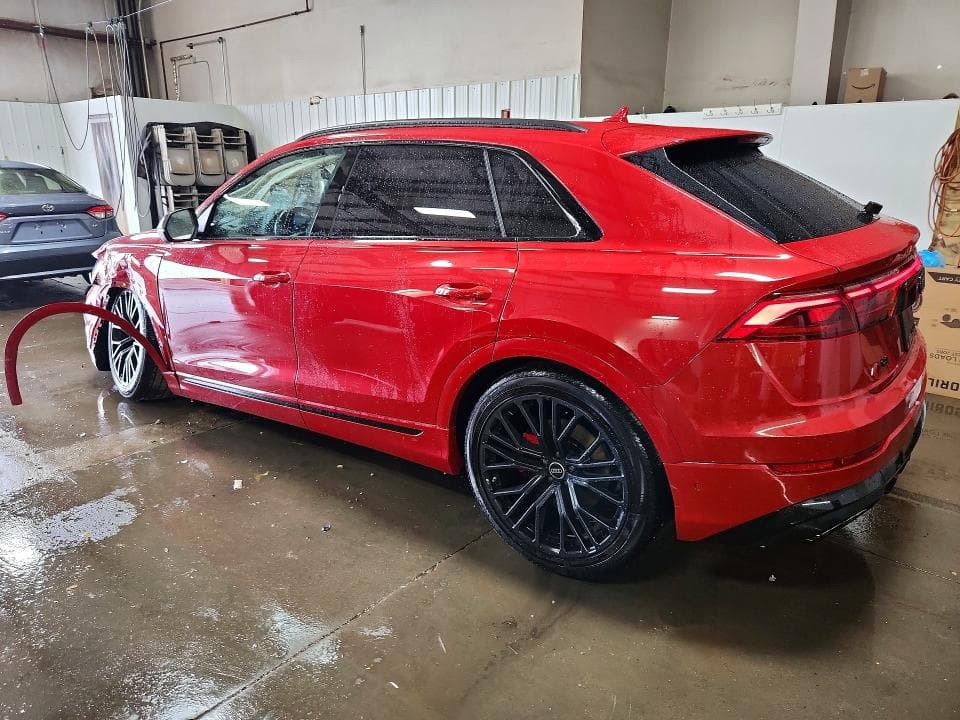 2024 AUDI SQ8 PRESTIGE 2