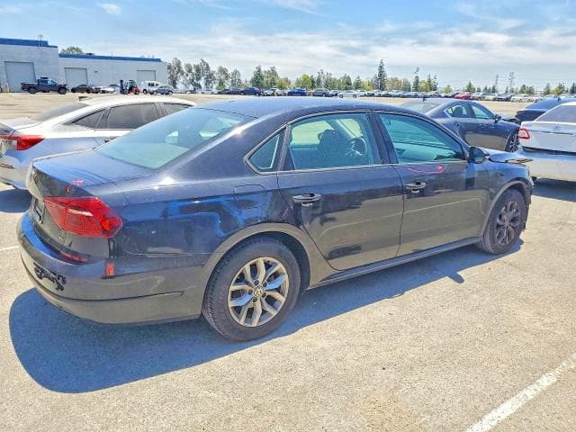 2018 VOLKSWAGEN PASSAT S S 3