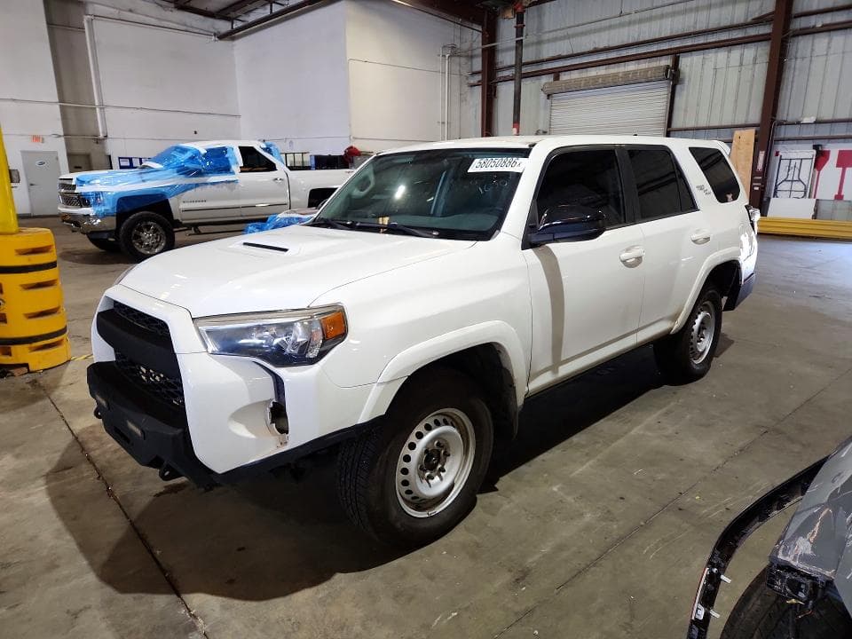2017 TOYOTA 4RUNNER DELUXE V6 - 1
