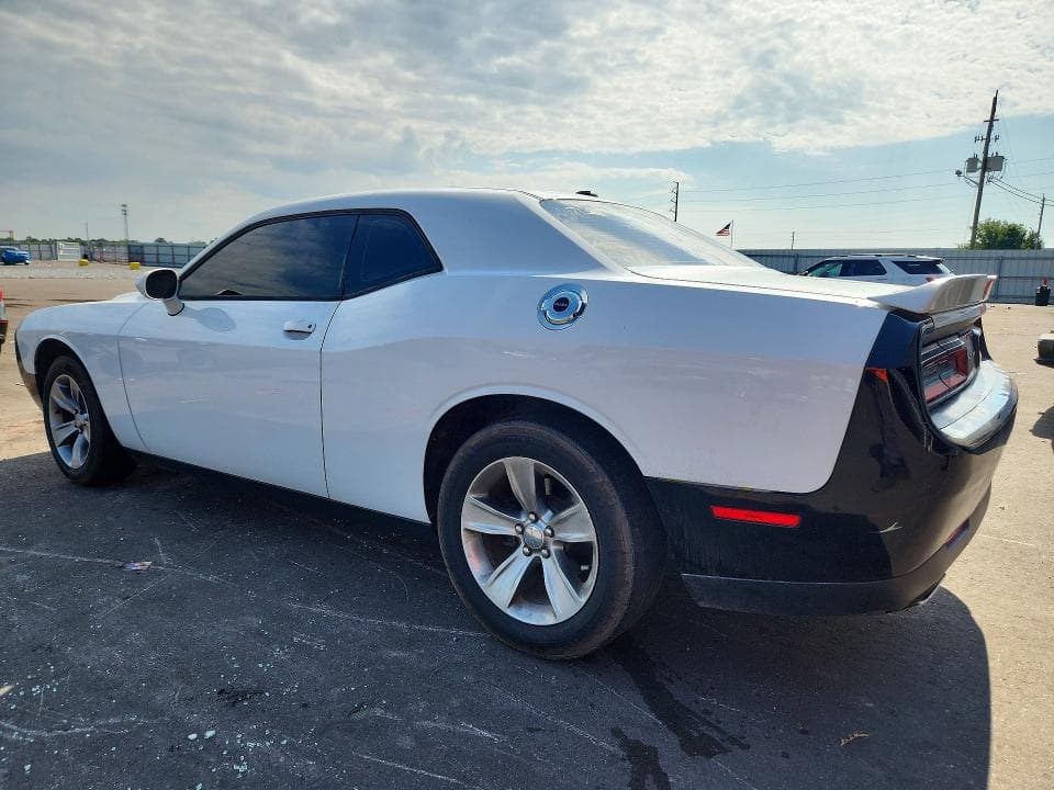 2020 DODGE CHALLENGER SXT 2