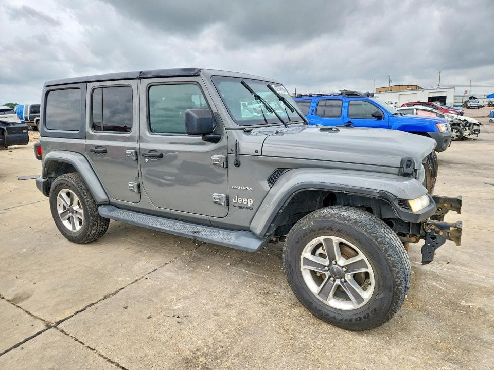 2020 JEEP WRANGLER UNLIMITED SAHARA 4