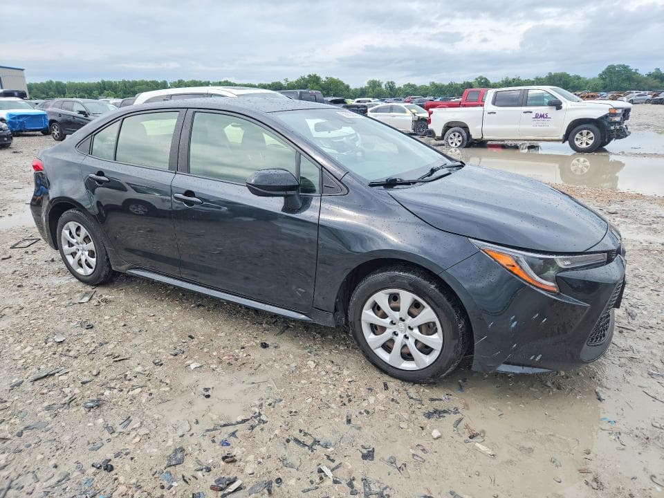 2021 TOYOTA COROLLA LE 4