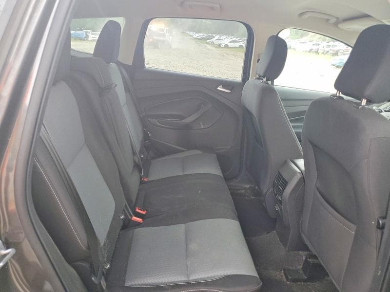 2018 FORD ESCAPE SE 11
