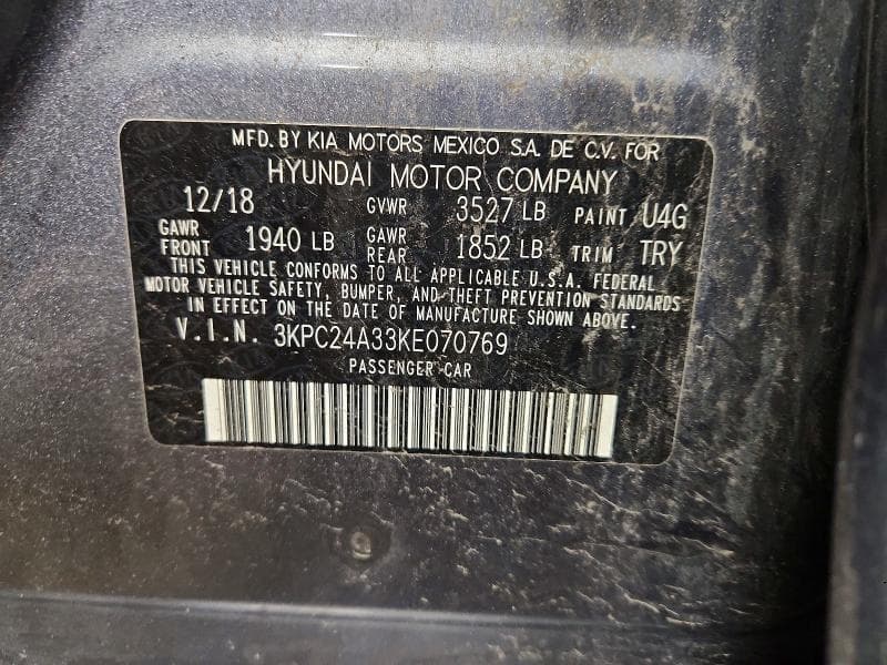 2019 HYUNDAI ACCENT SE 12