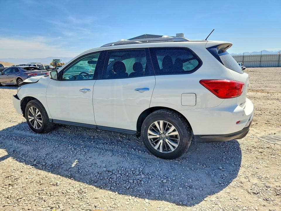 2017 NISSAN PATHFINDER SV 2