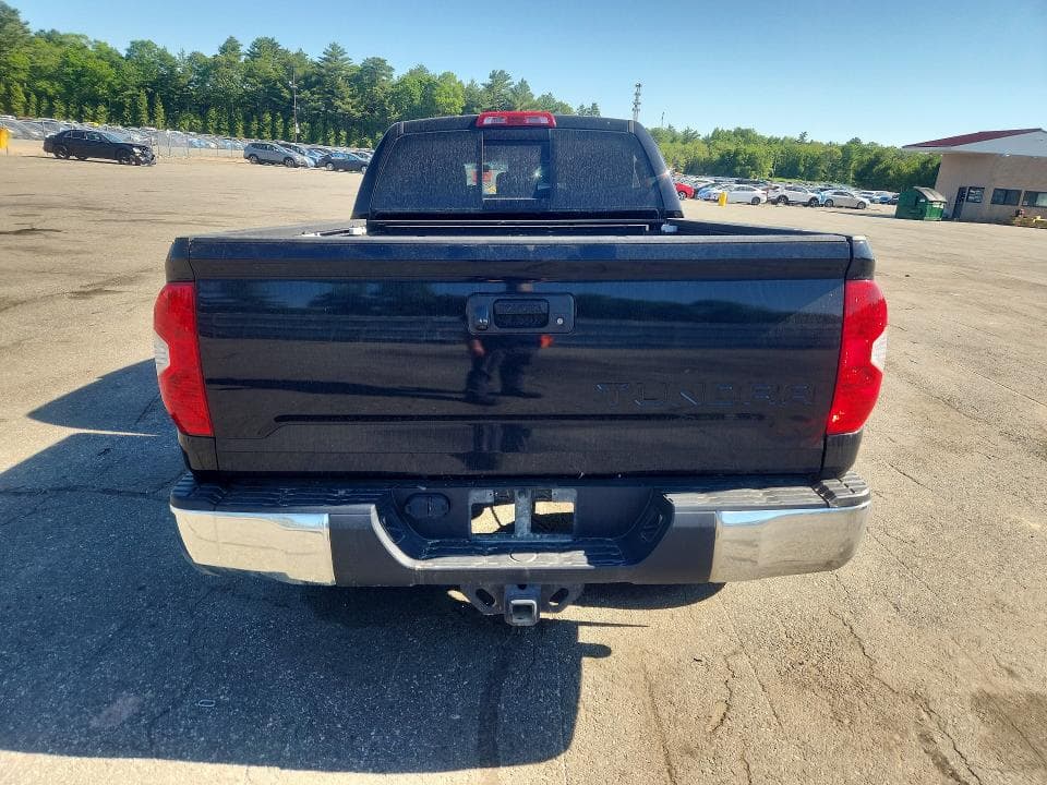 2019 TOYOTA TUNDRA SR5 6