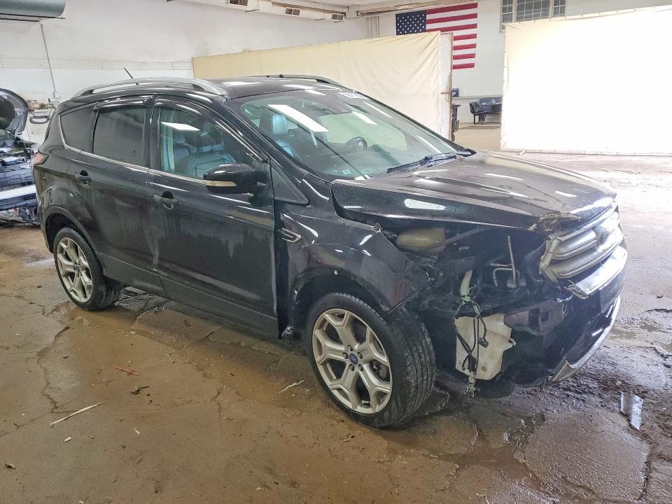 2017 FORD ESCAPE TITANIUM 4