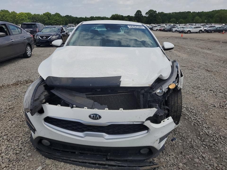 2021 KIA FORTE FE 5