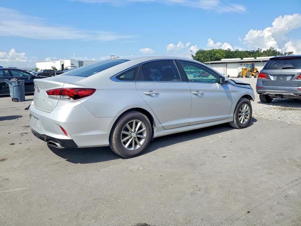 2019 HYUNDAI SONATA SE 3