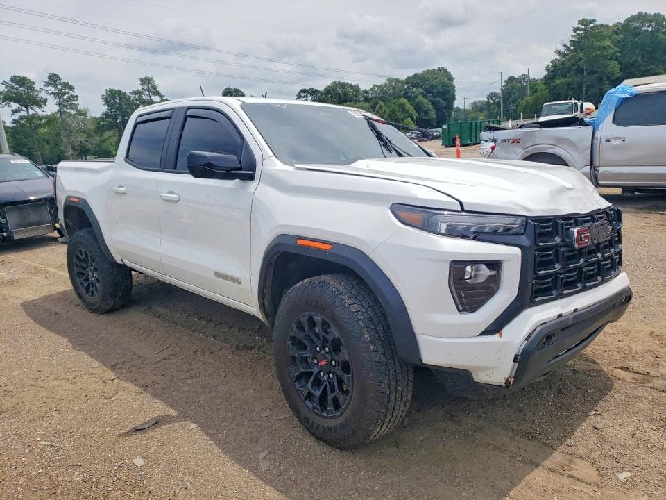 2026 GMC CANYON ELEVATION 4