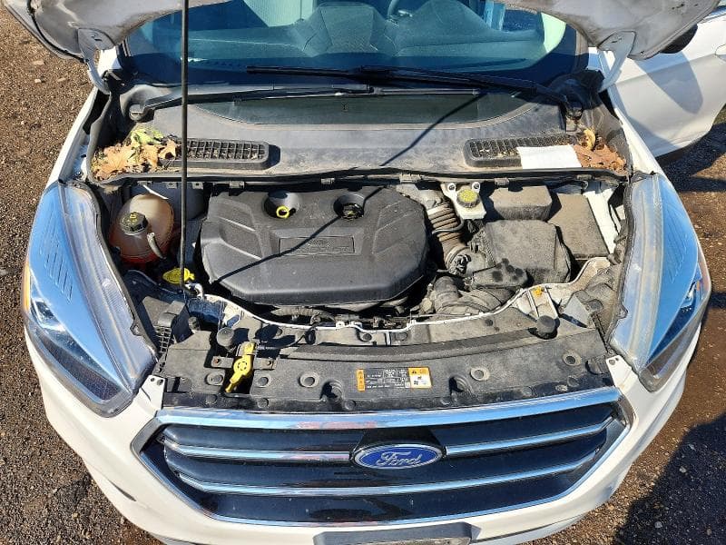 2017 FORD ESCAPE SE 11