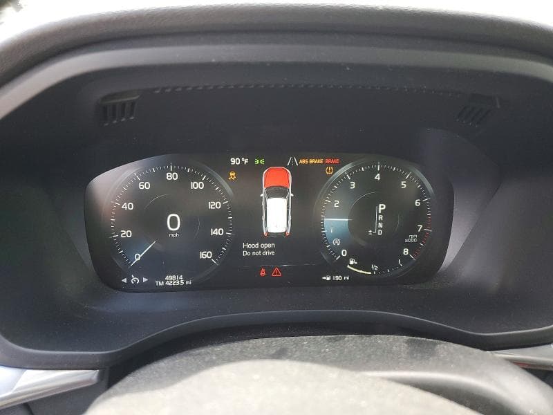 2018 VOLVO XC60 T6 9