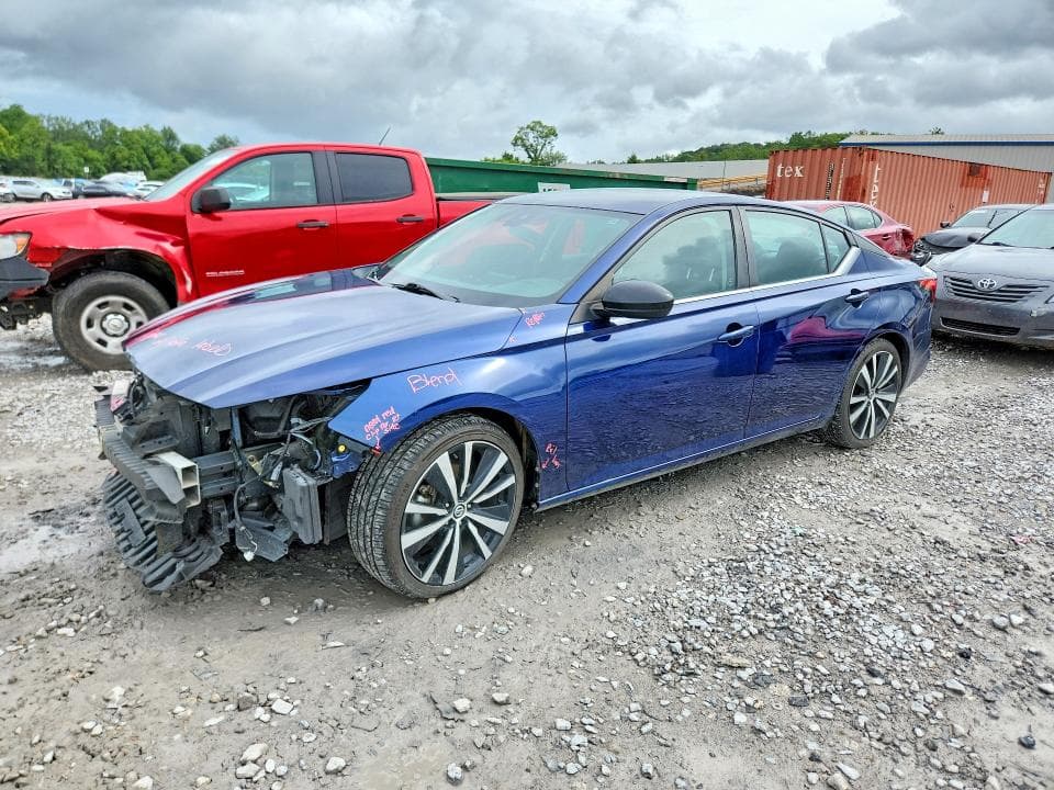 2022 NISSAN ALTIMA SR - 1