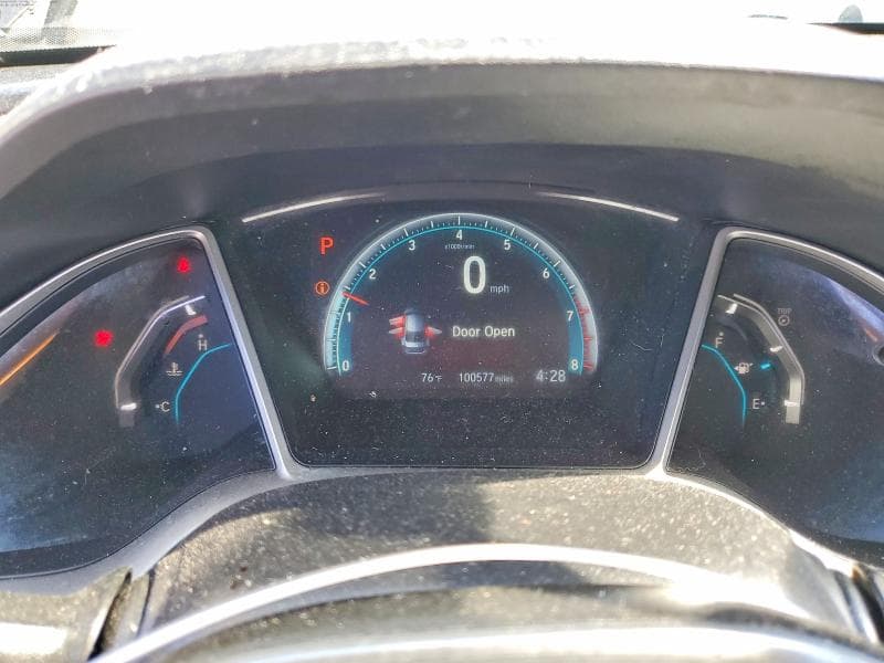 2018 HONDA CIVIC EX 9