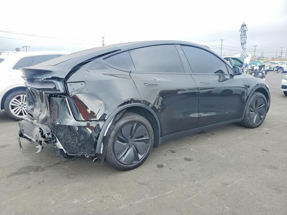 2026 TESLA MODEL Y 3