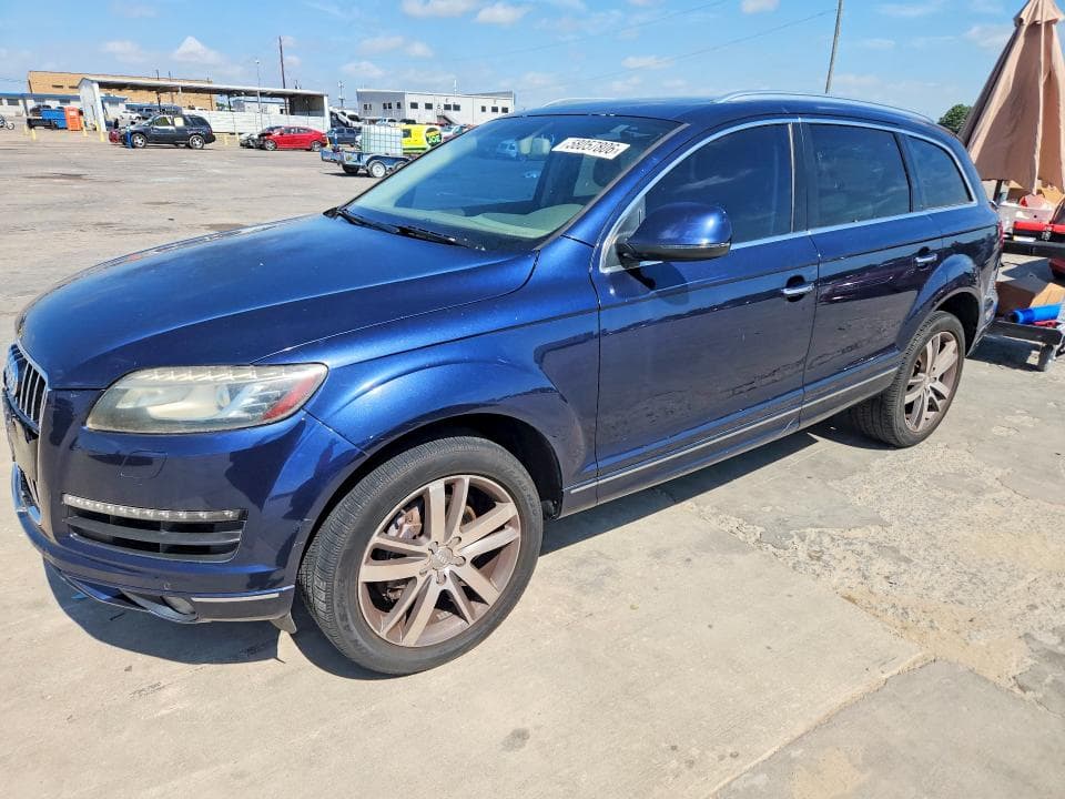 2013 AUDI Q7 - 1