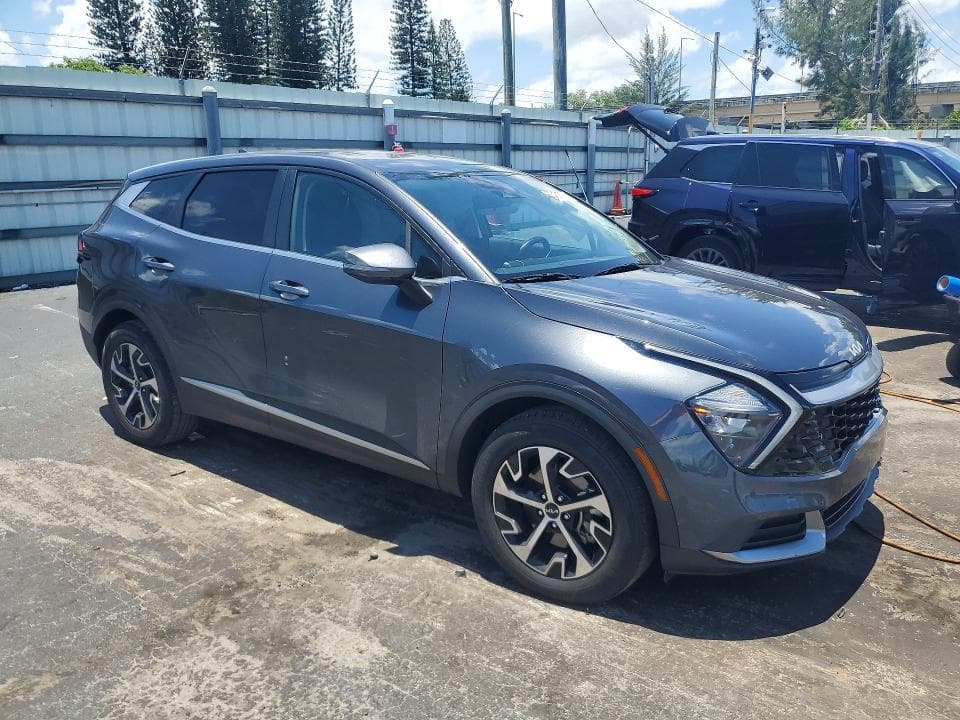 2023 KIA SPORTAGE EX 4