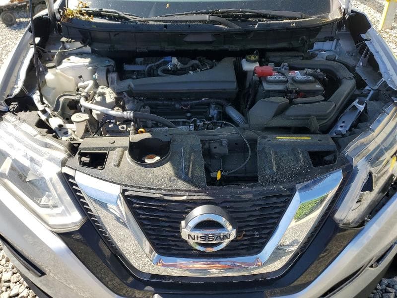 2017 NISSAN ROGUE SV 11