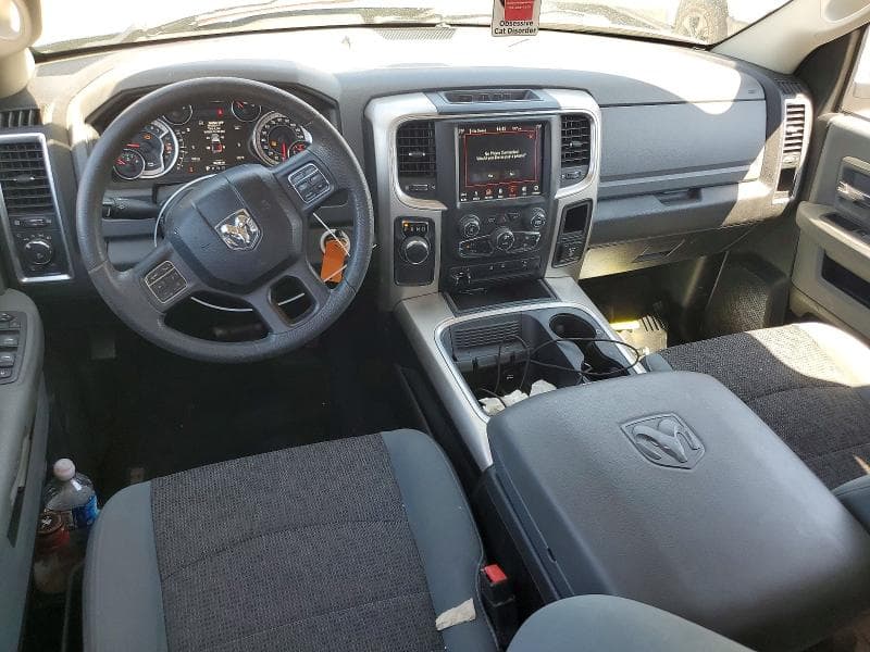 2019 RAM 1500 CLASSIC SLT 8