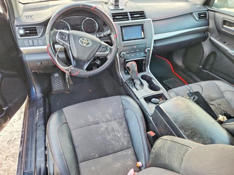 2017 TOYOTA CAMRY SE 8