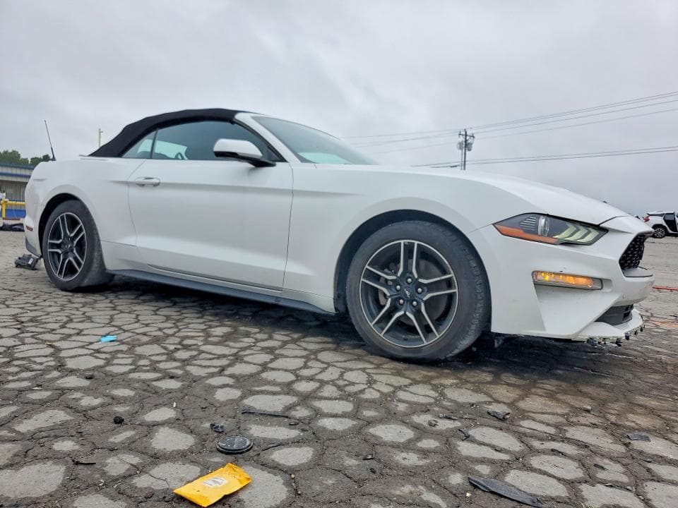 2018 FORD MUSTANG 4