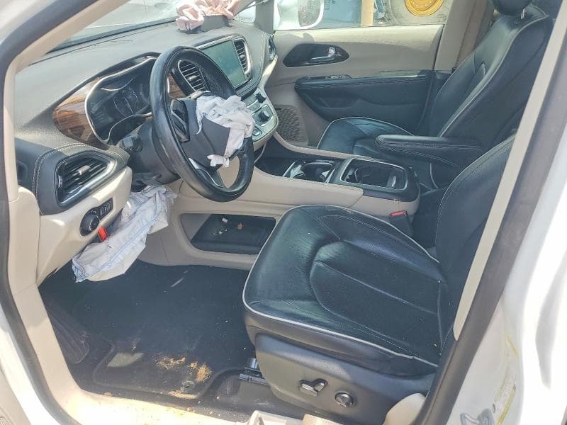 2022 CHRYSLER PACIFICA LIMITED 7