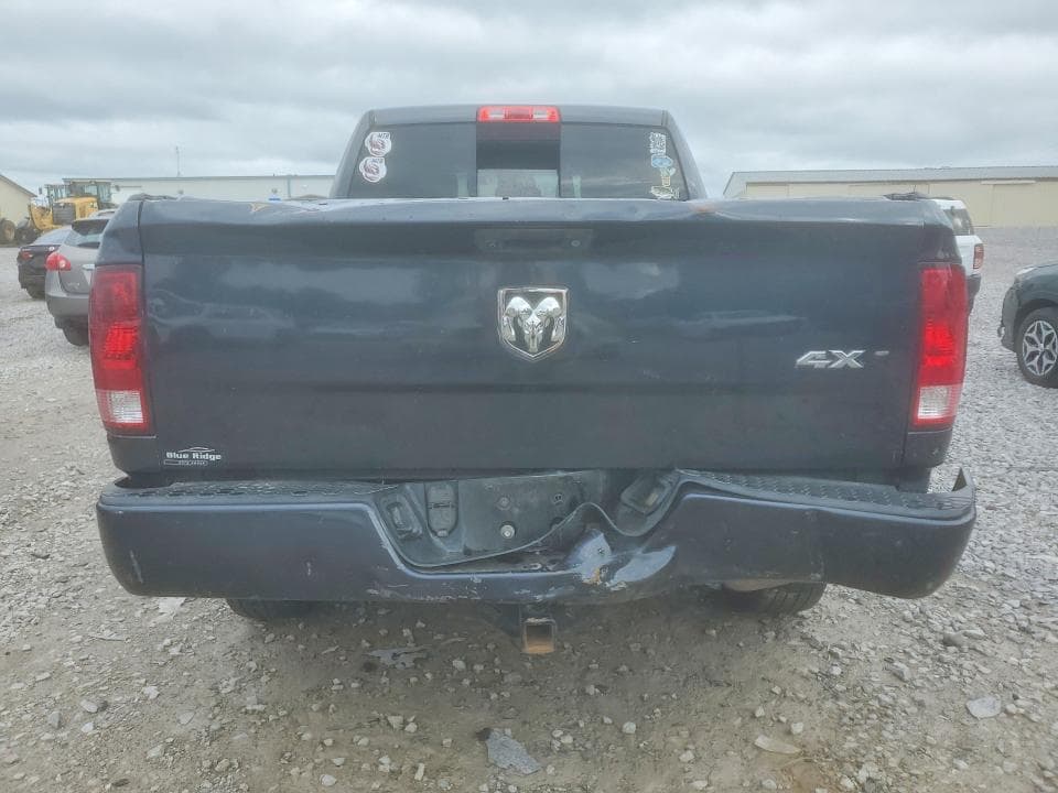 2018 RAM 1500 ST 6