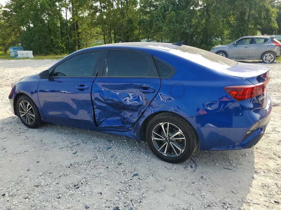 2023 KIA FORTE LXS 2