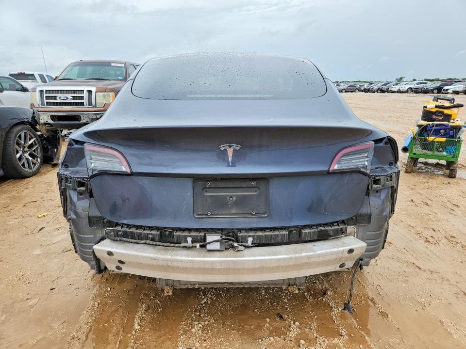 2021 TESLA MODEL 3 6
