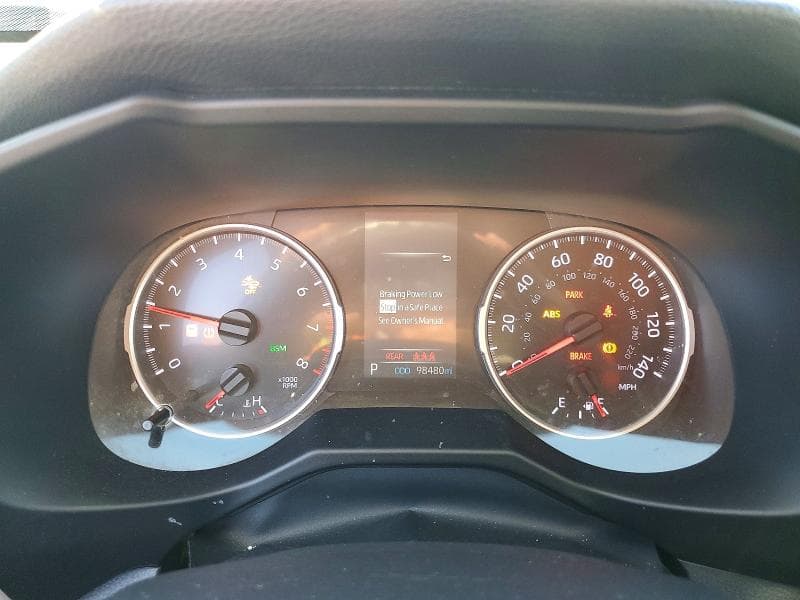 2020 TOYOTA RAV4 XLE 9