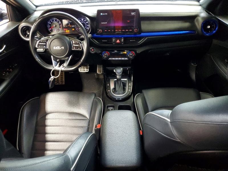 2022 KIA FORTE GT LINE 8