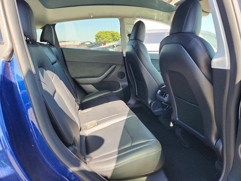 2022 TESLA MODEL Y 10