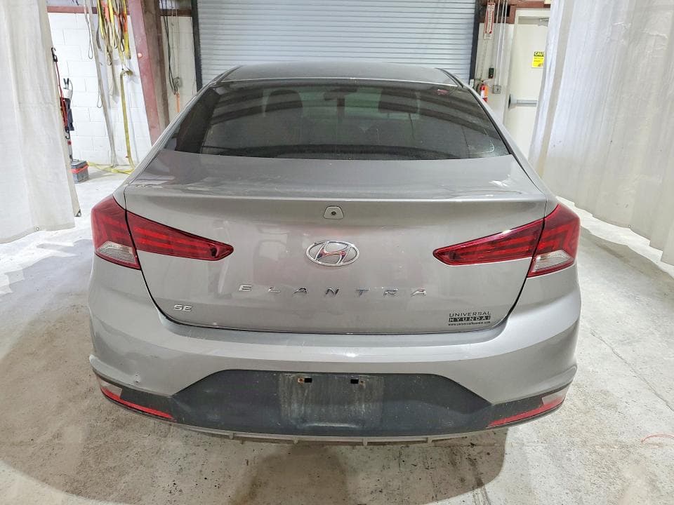 2020 HYUNDAI ELANTRA SE 6