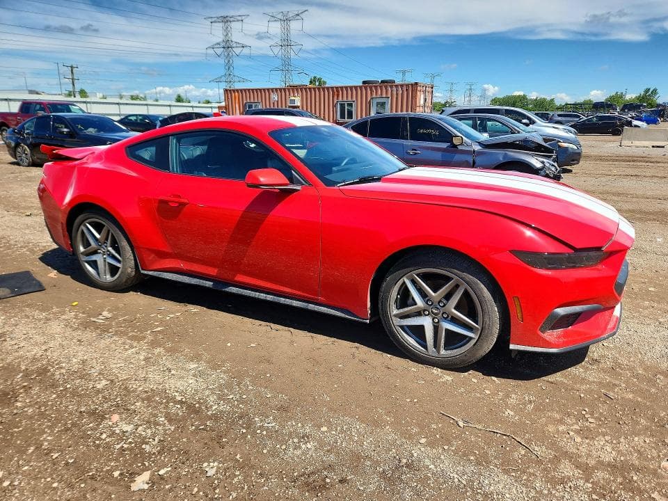 2026 FORD MUSTANG 4