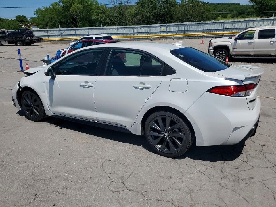 2025 TOYOTA COROLLA SE 2