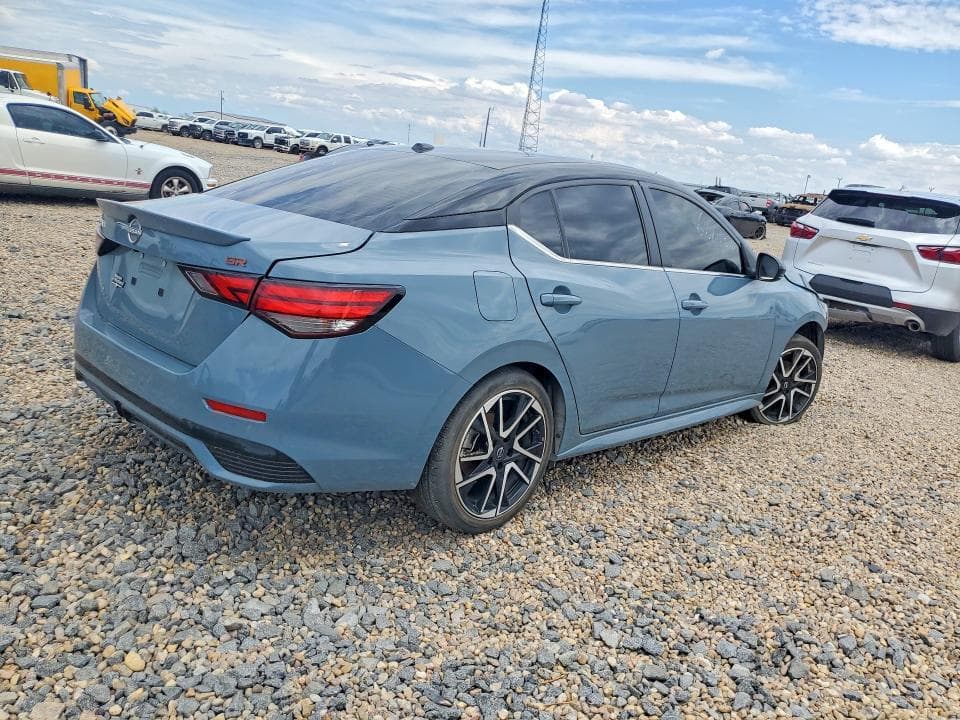 2024 NISSAN SENTRA SR 3