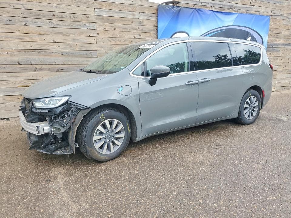 2023 CHRYSLER PACIFICA HYBRID TOURING L