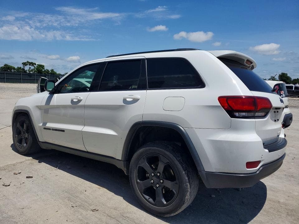 2020 JEEP GRAND CHEROKEE LAREDO 2