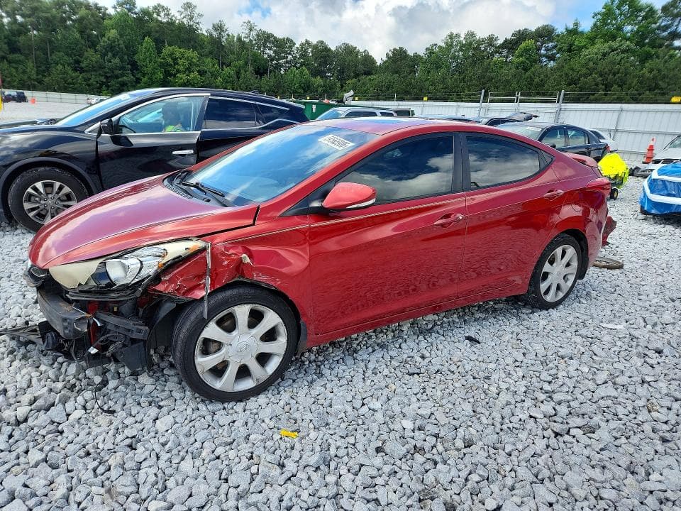 2013 HYUNDAI ELANTRA