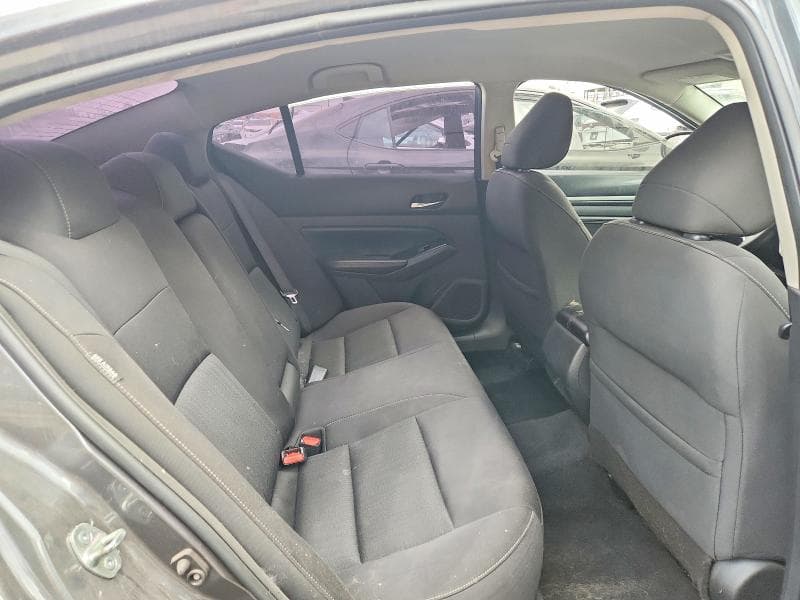 2021 NISSAN ALTIMA SV 10