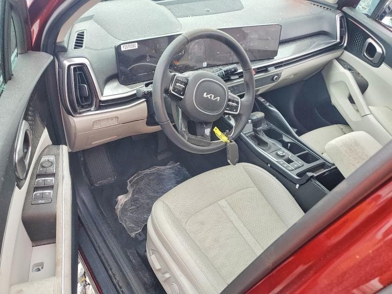 2025 KIA SORENTO S 8