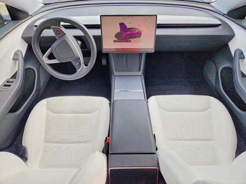 2025 TESLA MODEL 3 8