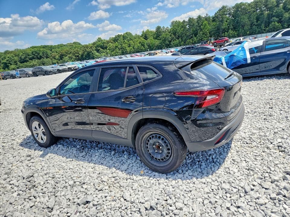 2026 CHEVROLET TRAX LS 2