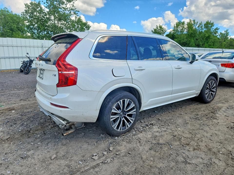 2021 VOLVO XC90 T5 MOMENTUM 3