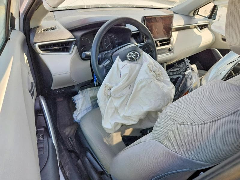 2024 TOYOTA COROLLA CROSS L 8