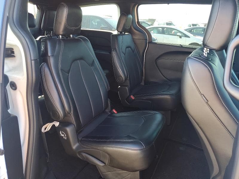 2025 CHRYSLER PACIFICA SELECT 11