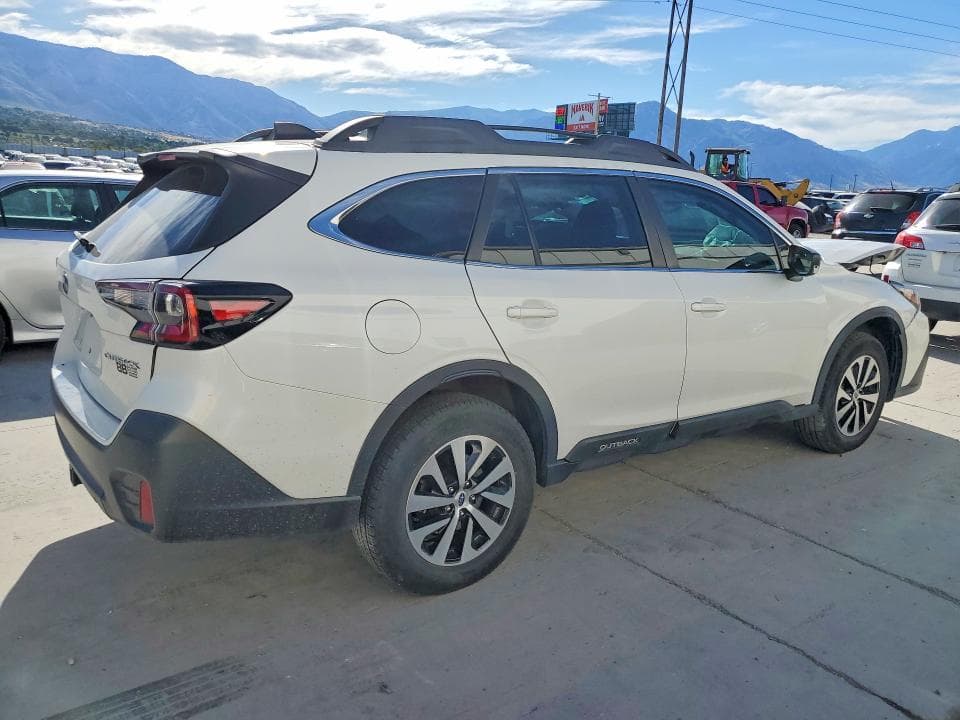 2022 SUBARU OUTBACK 3